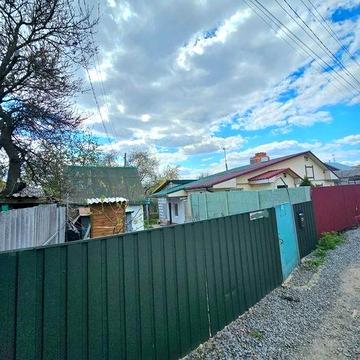 Продаж Частини будинка р-н  ТЦ Конкорда.