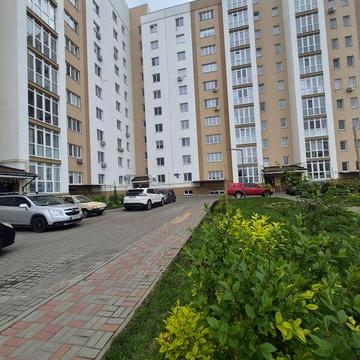 1-кімнатна, вул. Машинобудівників 14а, Чабани