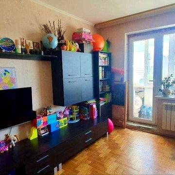Продаж 2  кімн вул. Оноре де Бальзака,79.  Троєщина