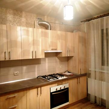 Харківська вул., 54