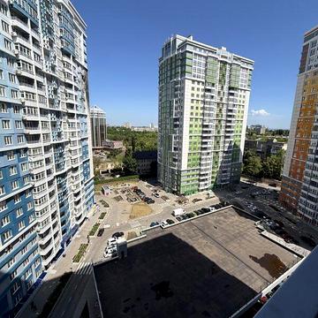 Продаж 2к Квартира Лесі Українки проспект ЖК Четыре сезона