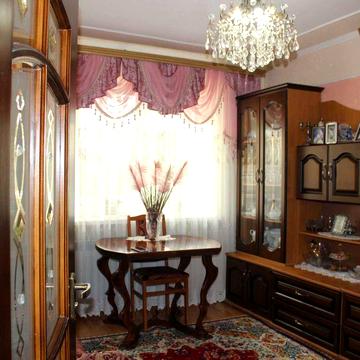 Продається затишна двокімнатна квартира в м.Чернівці від Власника (район магазину "Гардероб")