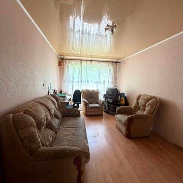 Продаж 2х кімнатноі квартири по вул. Тинка