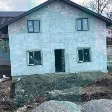У продажу просторий будинок на пос. Мирний