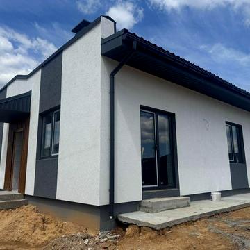 Кутовий таунхаус в Гостомелі.Простора ділянка. Газ є!. Штукатурка,розводка електрики,стяжка