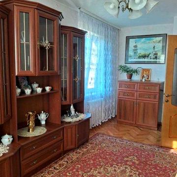 Продам 3-кім квартиру м. Вишневе вул. Святошинська ЦЕНТР, заг. 70 м2