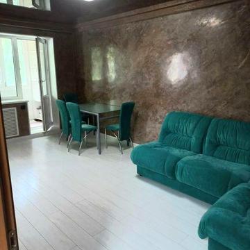 М.Студенческая, продам 3х комн.кварт.,пр-т Тракторостроителей 134Б, Hg11