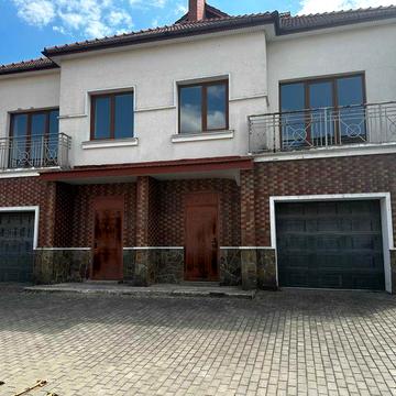 Продаж дуплексу в Совіньйоні.