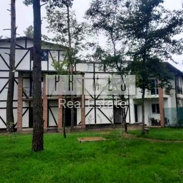 Продаж будинку 200м2 у Бортничах на ділянці сосни чан