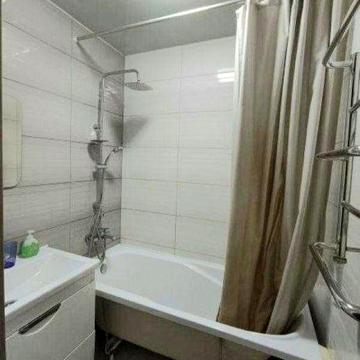 Продаж 3-х кім.квартири. СЕРТИФІКАТ.  Космонавтів