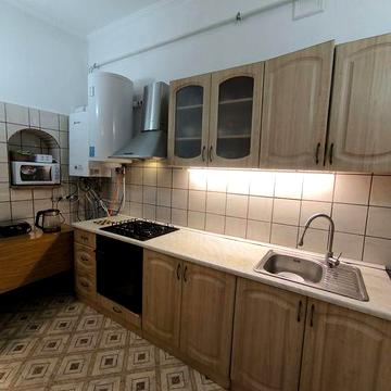 3 кімнатний румунський люкс в самому центрі міста