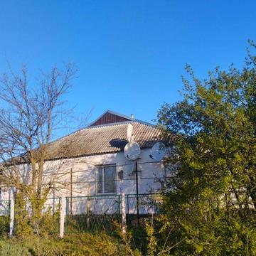 Продам будинок в смт. Біла Криниця Херсонська область