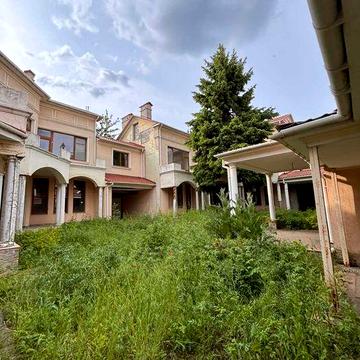 Продам ДОМ, 950 кв. м Фонтан
