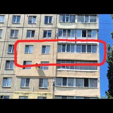 В продаже трехкомнатная квартира на Космонавтов