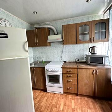 Трц Київ  кімнати окремі вільна поруч зупинка