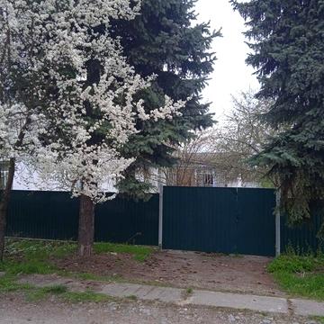 продам  будинок  в спокійному місці