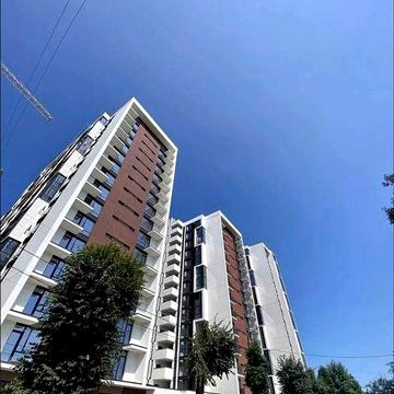 Видова 2-кімнатна квартира в ЖК “Manhattan” — бізнес-клас біля міського озера! ЖК Manhattan