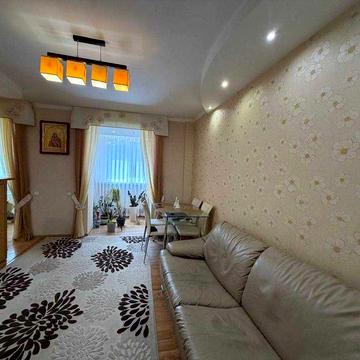 Продаж 3к квартири мікрорайон Виставка