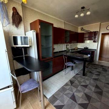 В продажу квартира біля парка Шевченко
