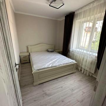 Довгострокова оренда 3к Квартира Папоротна вулиця
