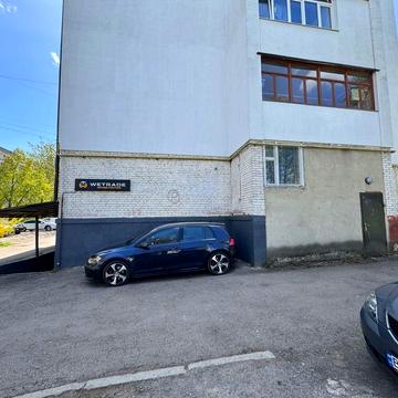 № продам 3-к квартира 85 м², 1 поверх, вул. Відінська, під комерцію