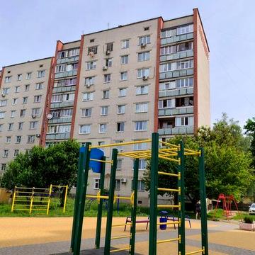 Продаж 2 к. квартири просп. Левка Лукяненка 2