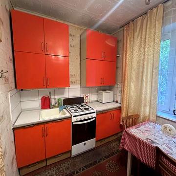 ЗНАЙДЕТЕ ВИГІДНІШЕ - ЗРОБИМО ЗНИЖКУ продаж квартири Кіпріанова Святошино