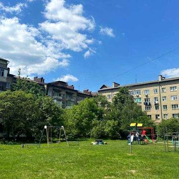 Продаж 1км квартири неподалік парку