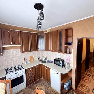 Оренда 1кім кв. Перепланована у 2х кімнатну на Момота