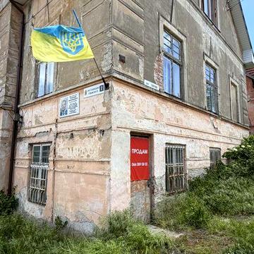 ТЕРМІНОВО ! ЦІНА ШАРА !! 3 к. НА СУВОРОВА ст.фонд ЦОКОЛЬ ( сухий ) 65м2