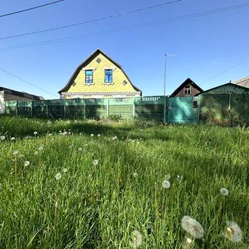 Гарний просторий будинок с. Мощун біля лісу