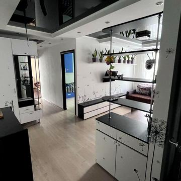Продам 3 комнатну квартиру