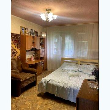 Продам! 2 х. Ком. Кв. По проспекту Тракторостроителей 83" Б"