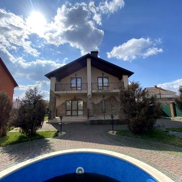Ближні Зарванці, басейн, камін, гараж.