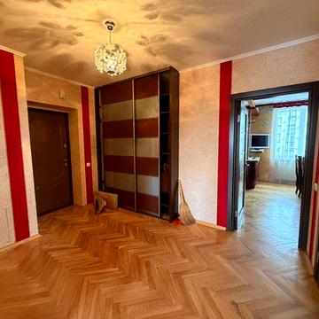 Продаж 2-х рівневої квартири, 5 кімнат, р-н лікарні, м. Трускавець!