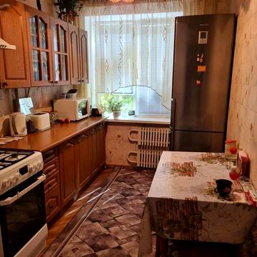 Продам 2к квартиру, средний этаж, Красный Камень,  Коммунар