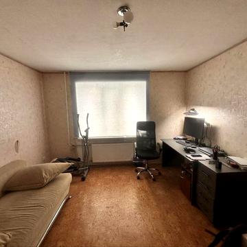 Продам 3-кімнатну квартиру, вул. Робітничя, 19