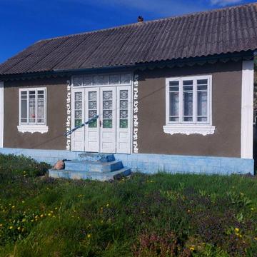 Продам будинок в селі Долиняни Чернівецької області