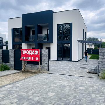 None 135000.0 USD
