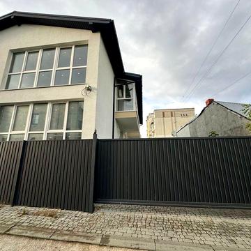 Продаж 2км. вул. Паньківського район Мазепи
