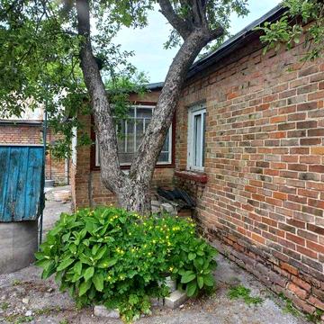 Затишний цегляний будинок біля річки та заповідника (7 кілометрів від Рівного)