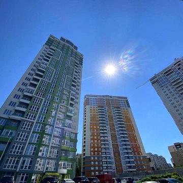 продам 1 комн ЖК чотири чезони ЖК 4 чотири сезона