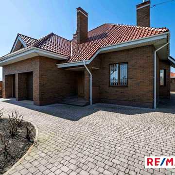 Продаж будинку з якісним ремонтом,  260 м2,  12 соток , с. Хотів (поруч Лісники, Чабани) тихе місце гарний підїзд