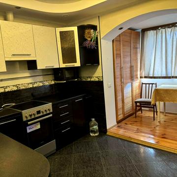 Володимира Івасюка просп. (Героїв Сталінграду), 51