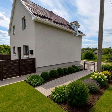 Продам 2-поверховий будинок, 153 м², гараж, ангар, 5 соток землі