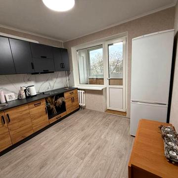 Здам 1 кімн квартиру проспект Академіка Корольова 12 Л метро "Академмістечко" , "Житомирська" , "Святошино" 15 хвилин
