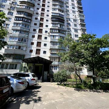 Без %  1 кім.Героїв Дніпра 38Д метро 5-7 хв