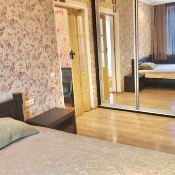 СДАМ кв 45 м Спальня и кухня студия СУПЕР Район врзле моря
