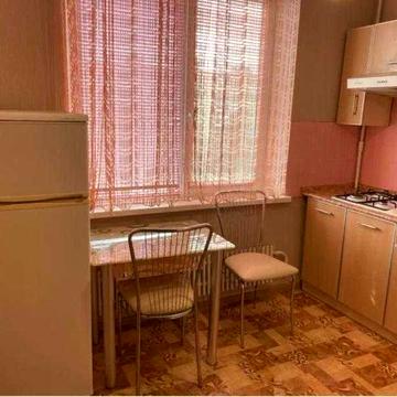 Продам 1к 8/9 ул. Непокоренных