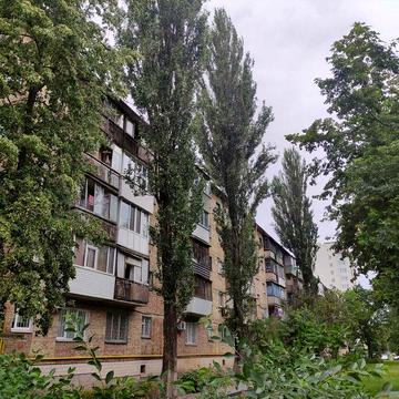 Нивки, Мрії ( Туполєва )3 А (метро Святошин, Нивки, Сирець).